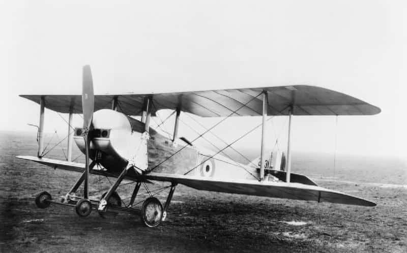 Самолет Мартинсайд S.1 с шасси первого варианта с противокапотажной рамой